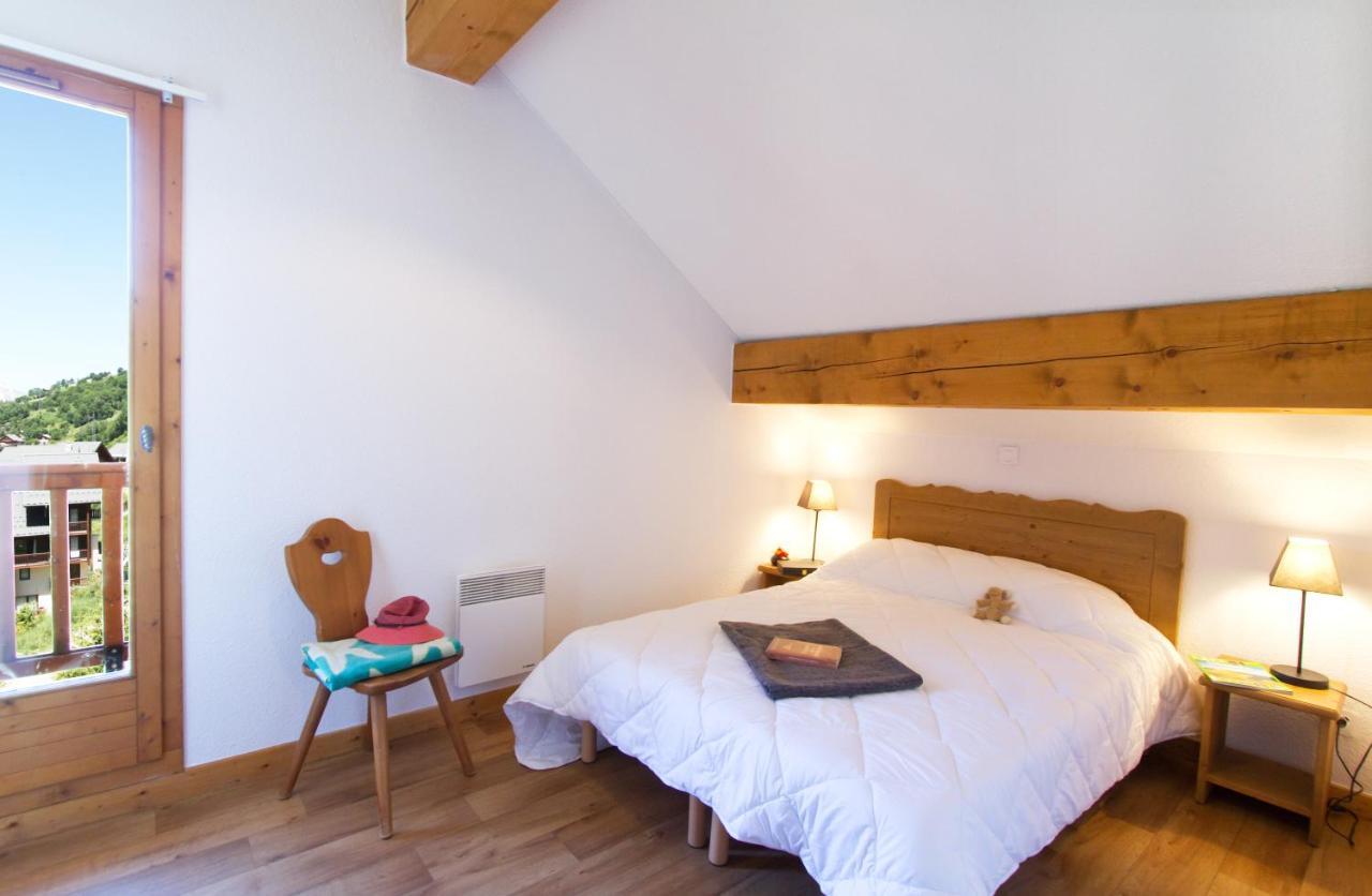 Residence Odalys Le Hameau Et Les Chalets De La Vallee D'Or Valloire Luaran gambar