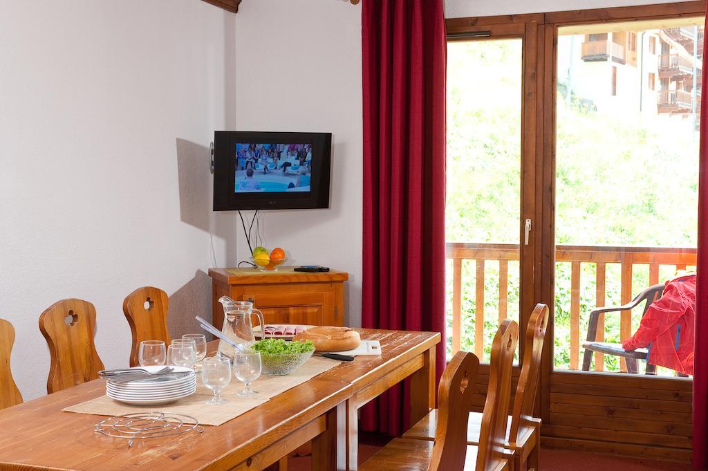 Residence Odalys Le Hameau Et Les Chalets De La Vallee D'Or Valloire Bilik gambar
