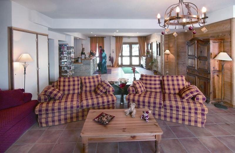 Residence Odalys Le Hameau Et Les Chalets De La Vallee D'Or Valloire Luaran gambar