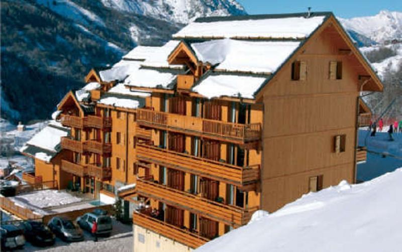 Residence Odalys Le Hameau Et Les Chalets De La Vallee D'Or Valloire Luaran gambar